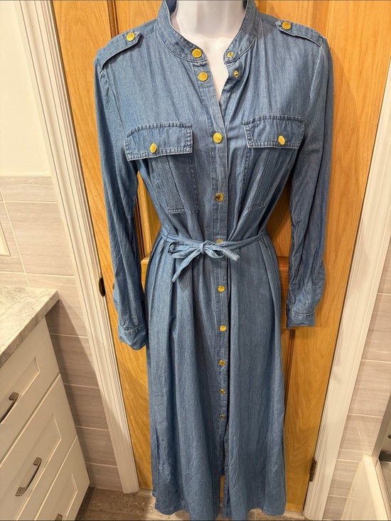 Michael Kors Dresses & Skirts - Michael Kors Light Blue Denim Maxi Shirt Dress with Gold Buttons